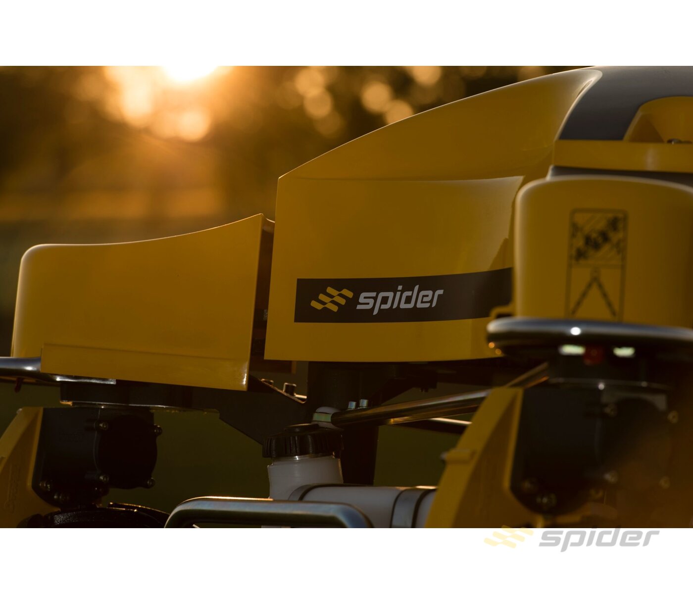 SPIDER ILD01 Remote Controlled Mower CLEARANCE