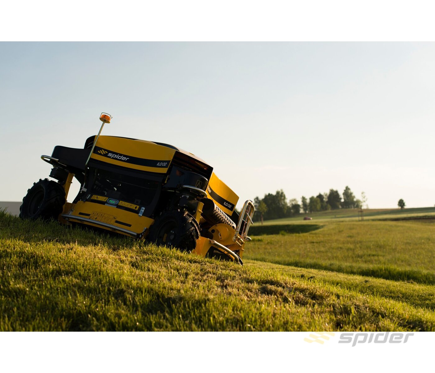 SPIDER ILD02 Remote Controlled Mower