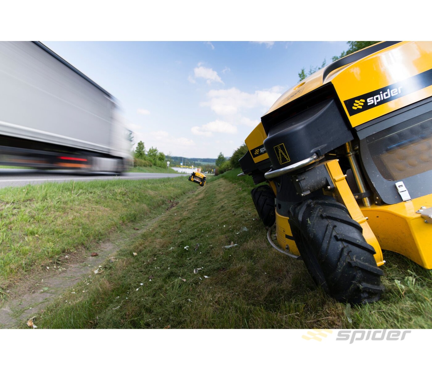 SPIDER ILD02 Remote Controlled Mower