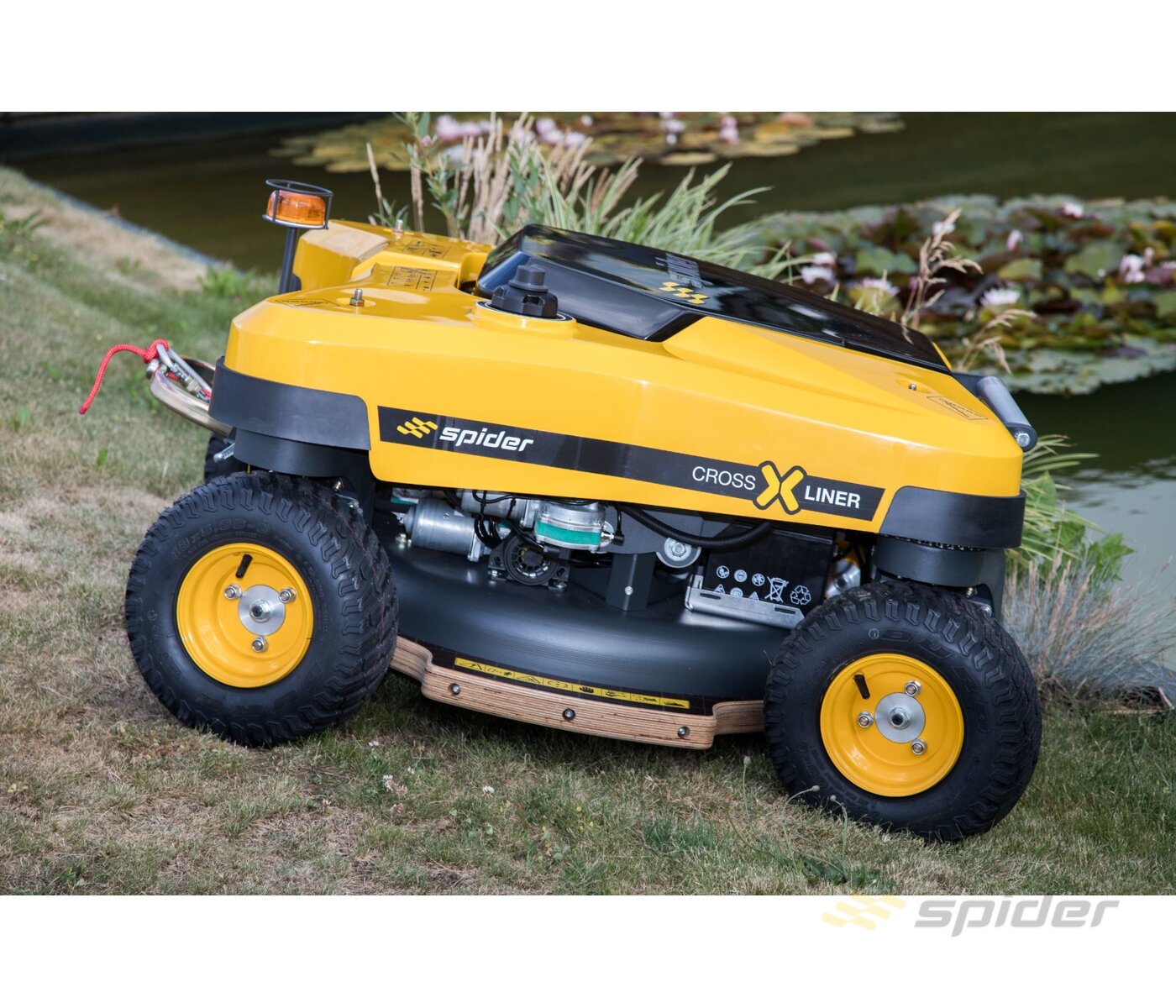 SPIDER Cross Liner Remote Controlled Mower (Ex-Demo)