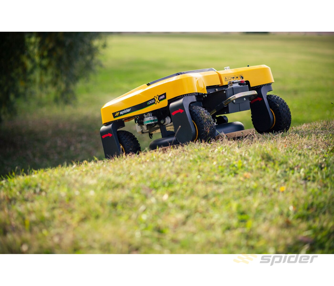 SPIDER E-Cross Liner Electric Remote Controlled Mower
