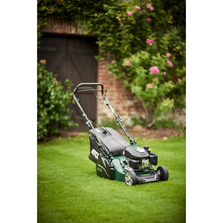ATCO Liner 16S Lawnmower