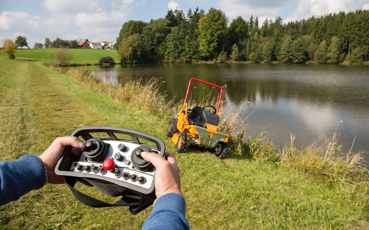 AS-MOTOR AS 940 Sherpa 4WD RC Remote Controlled Mower G06900401