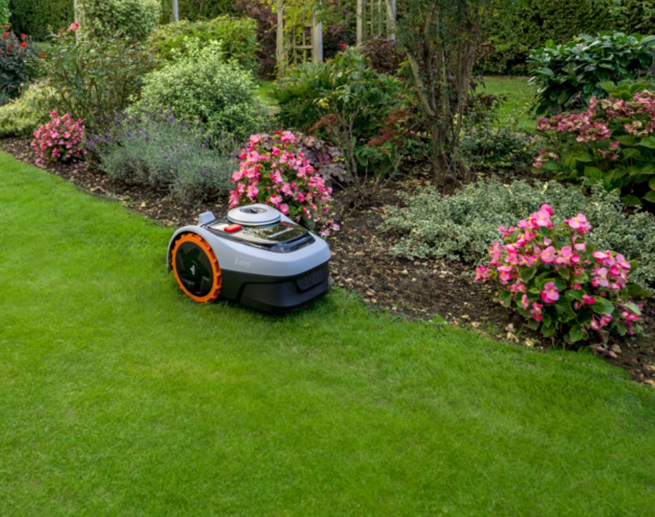 SEGWAY NAVIMOW ROBOTIC MOWER I108E UP TO 800m² LI-ION BATTERY