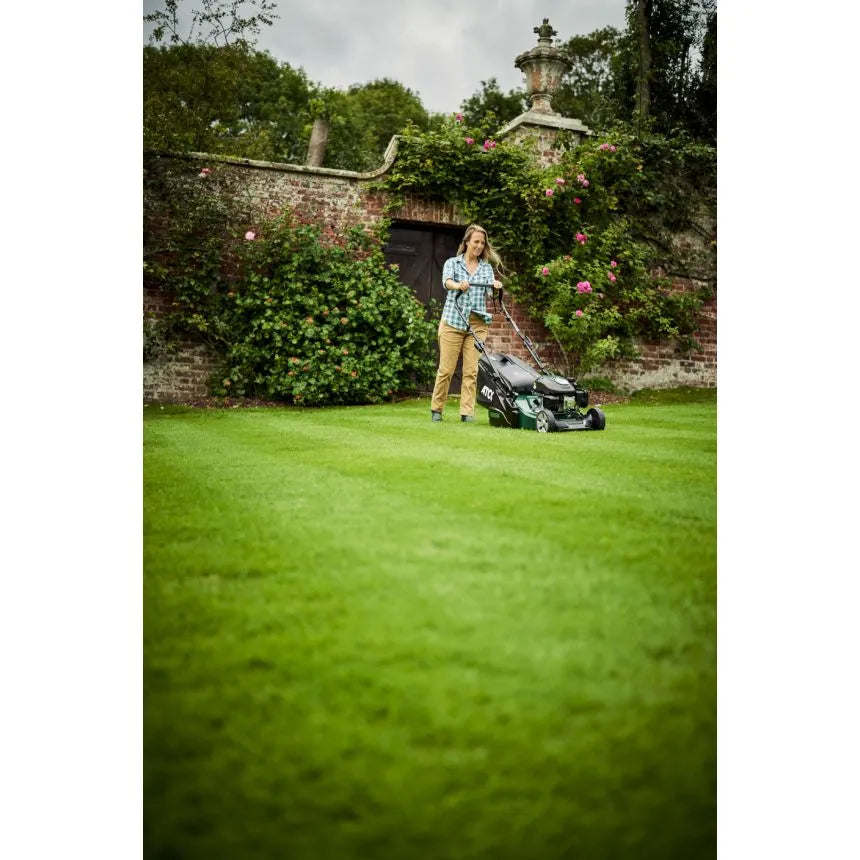 ATCO Liner 16S Lawnmower