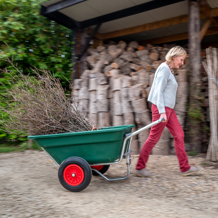 HENCHMAN 200 litre Wheelbarrow
