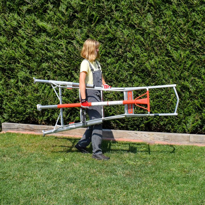 HENCHMAN Fully Adjustable PRO Tripod Ladder