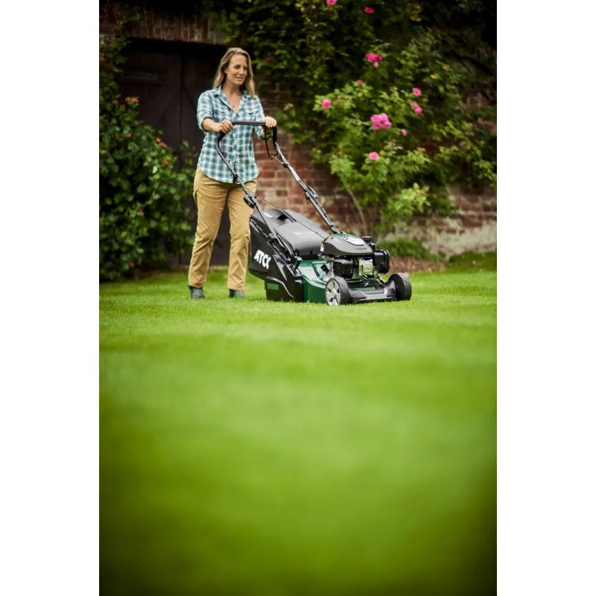 ATCO Liner 16S Lawnmower