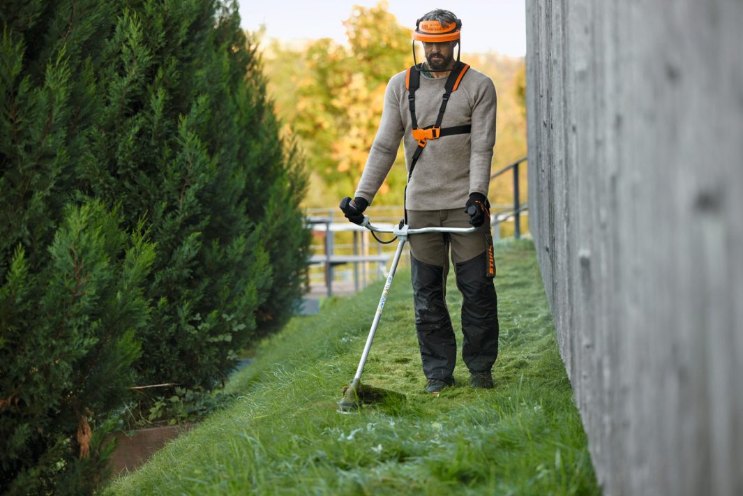 STIHL FSA 120 Brushcutter