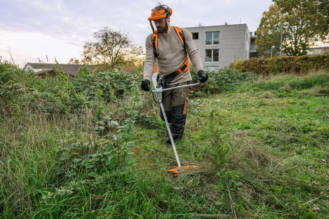 STIHL FSA 200 Brushcutter