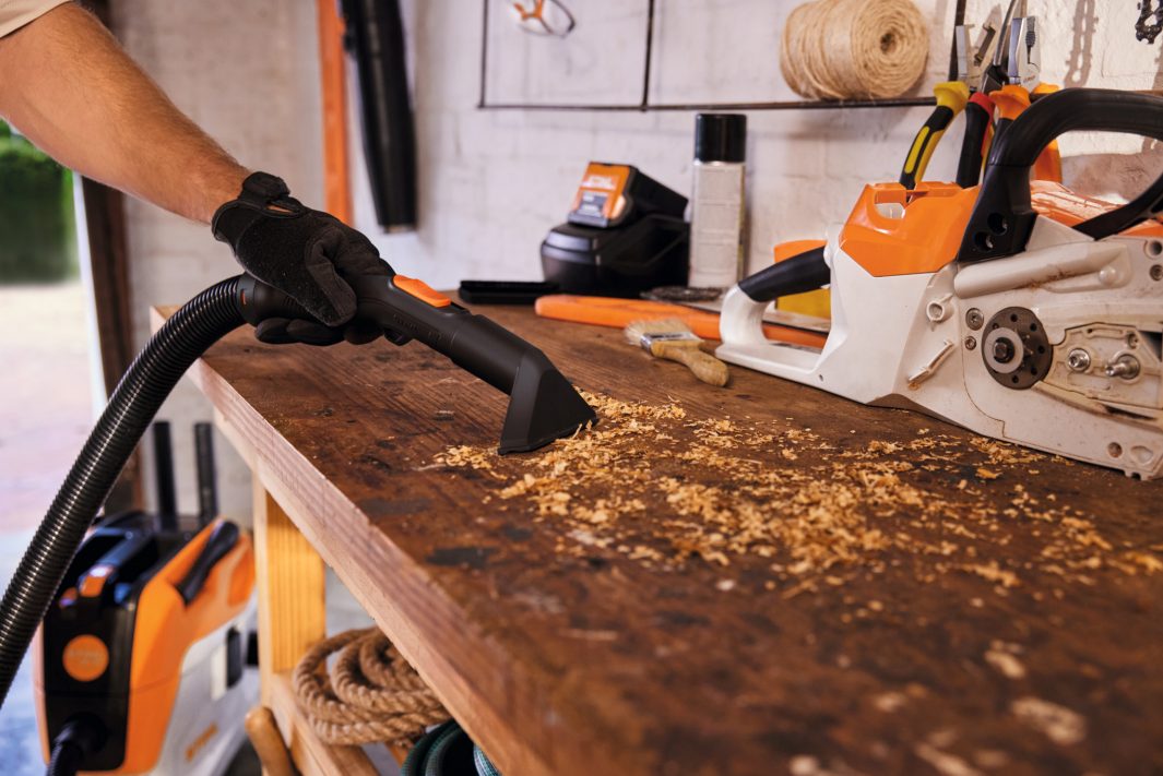 STIHL SEA 60 Cordless Vacuum Cleaner