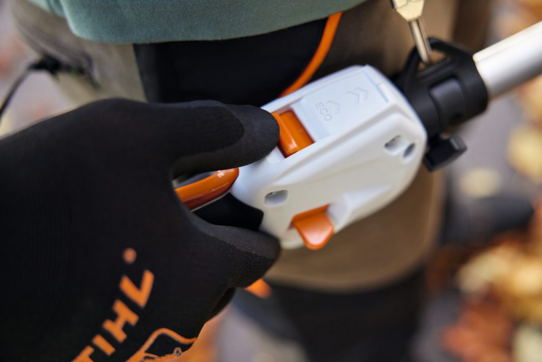 STIHL KMA 120 R KombiMotor