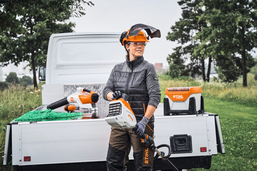 STIHL AL 1802 MO High-Speed Outdoor Twin Charger