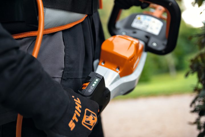 STIHL HSA 130 T Hedge Trimmer