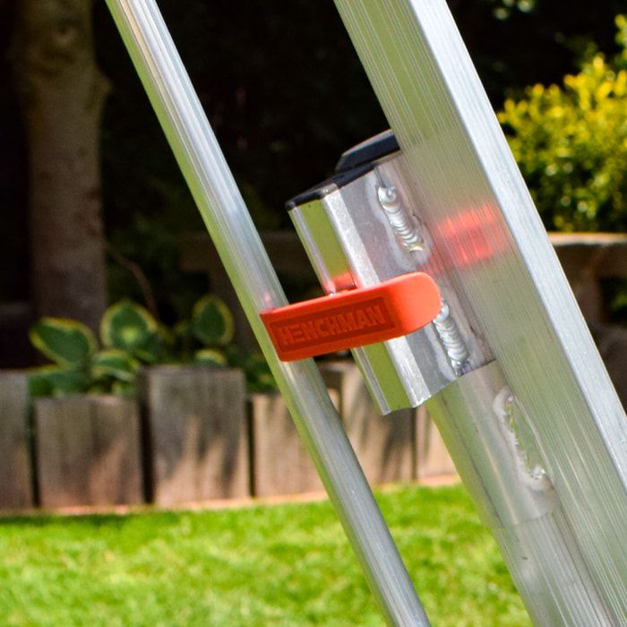 HENCHMAN Fully Adjustable Tripod Ladder