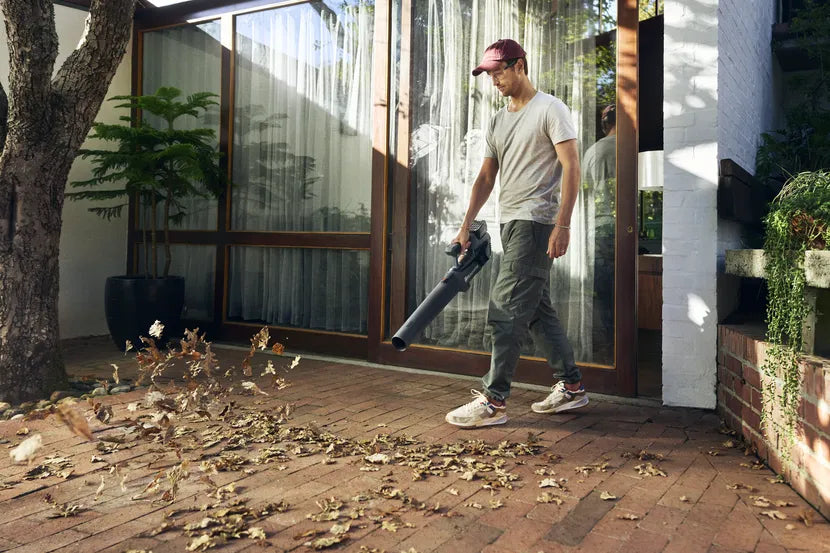 HUSQVARNA Aspire B8X-P4A Blower