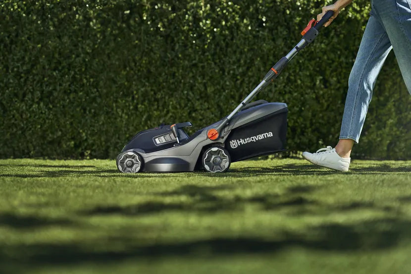 HUSQVARNA Aspire LC34-P4A Lawn Mower