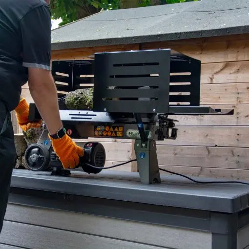 THE HANDY 4 Ton Horizontal Log Splitter