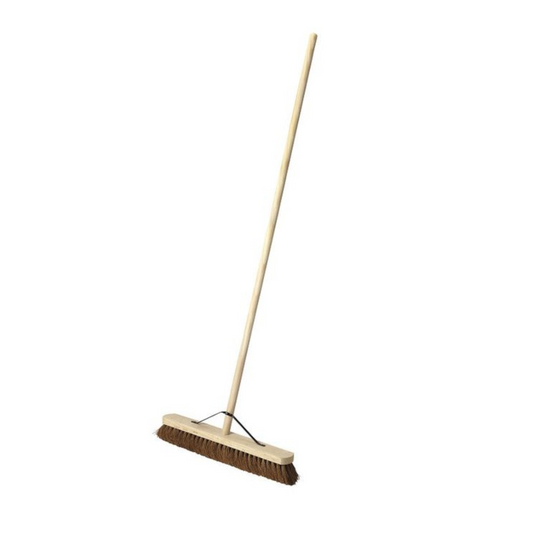 TM 18" Coco Broom (H4/3) c/w With Handle & Stay