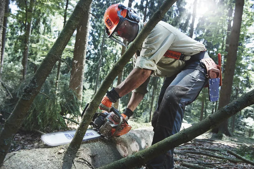 HUSQVARNA 562 XP Chainsaw