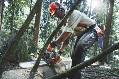 HUSQVARNA 562 XP Chainsaw