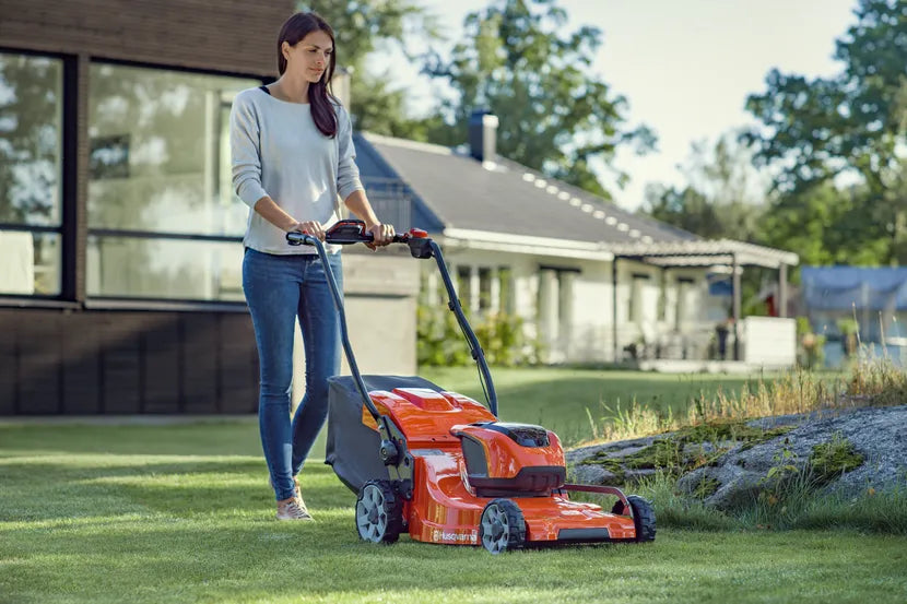 HUSQVARNA LC 353iVX Lawn Mower