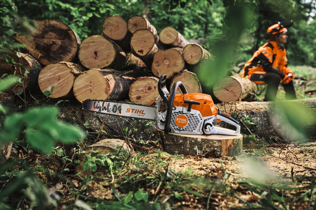 STIHL MS 300 C-M Chainsaw