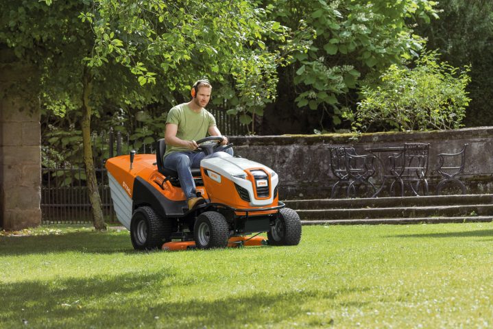 STIHL RT 6127 ZL Ride-On Mower